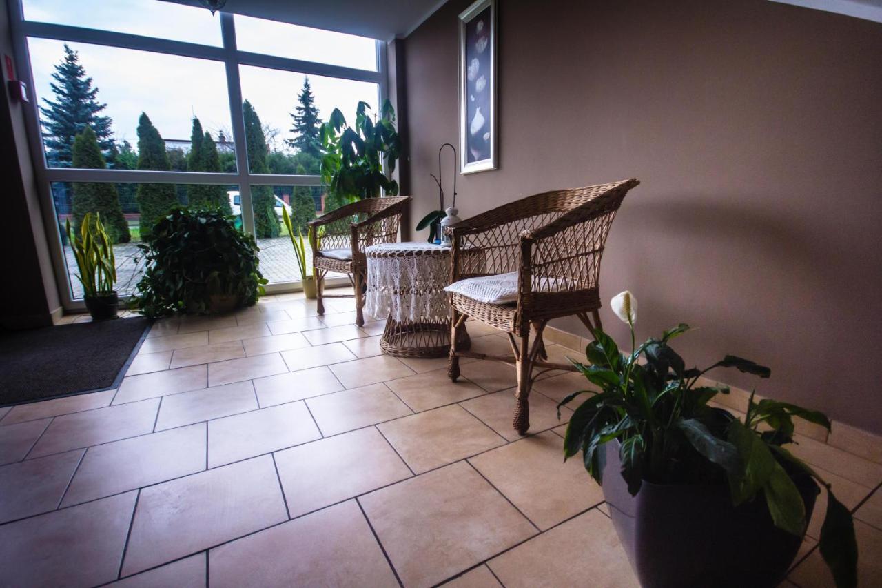 קוטנו Hostel Soleil מראה חיצוני תמונה