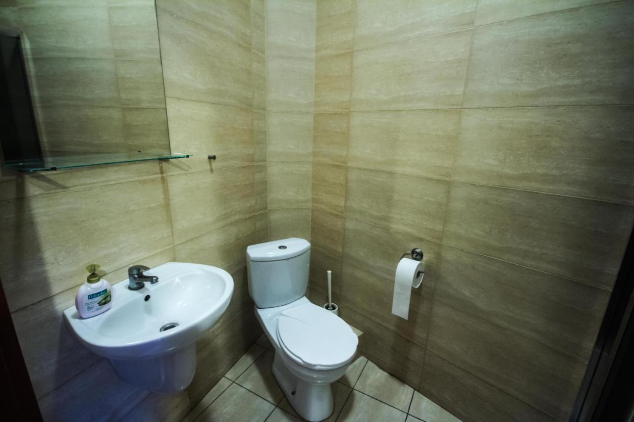 קוטנו Hostel Soleil מראה חיצוני תמונה