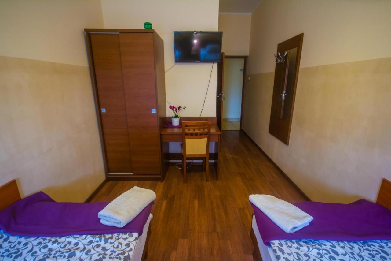 קוטנו Hostel Soleil מראה חיצוני תמונה